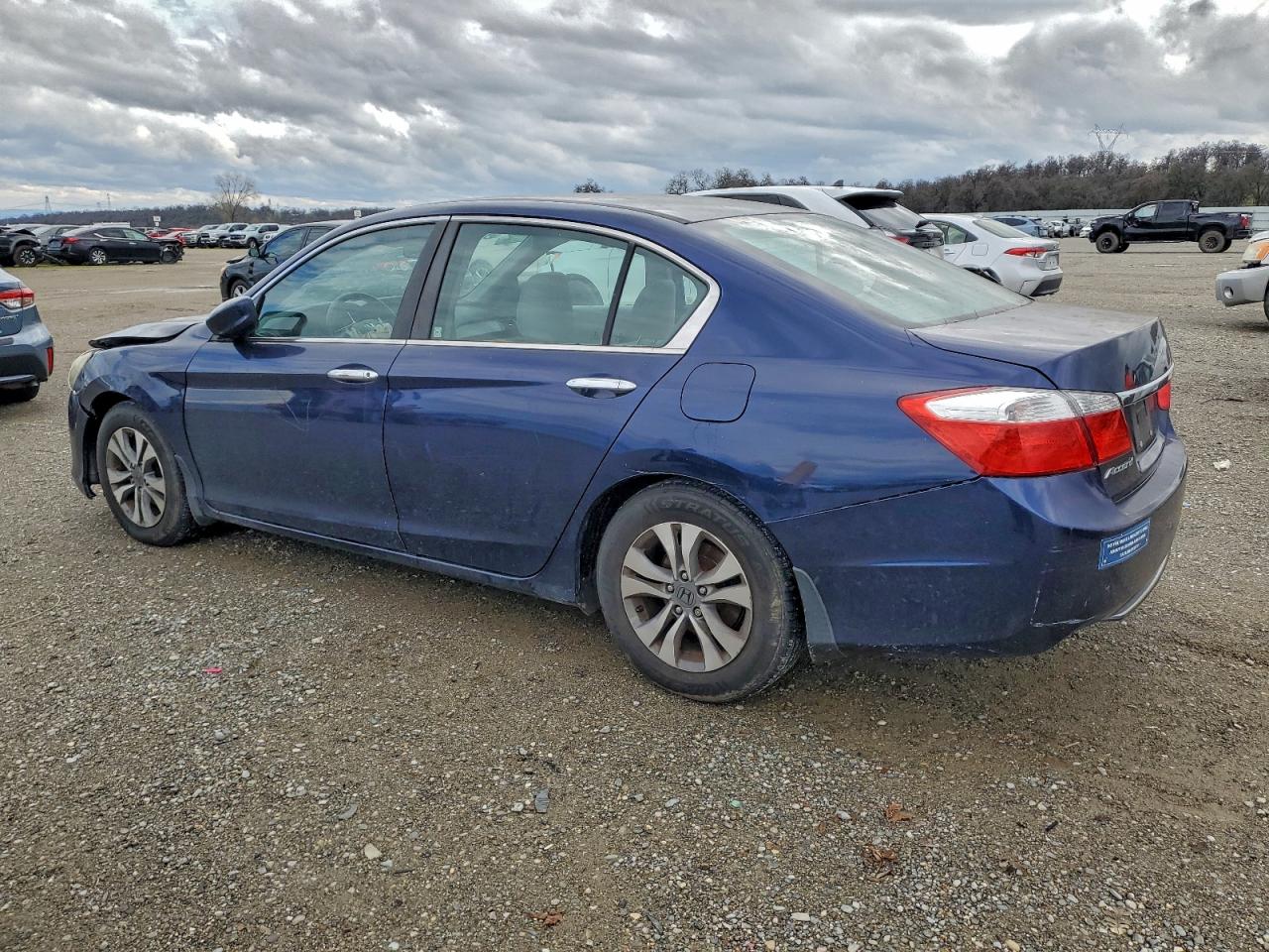 2015 HONDA ACCORD LX photo 2