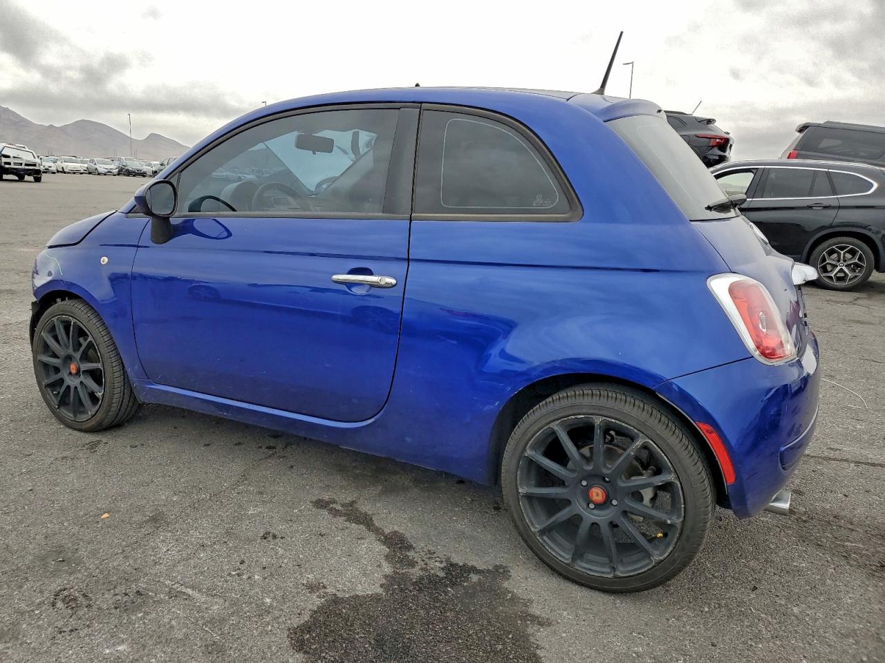 2013 FIAT 500 POP photo 2