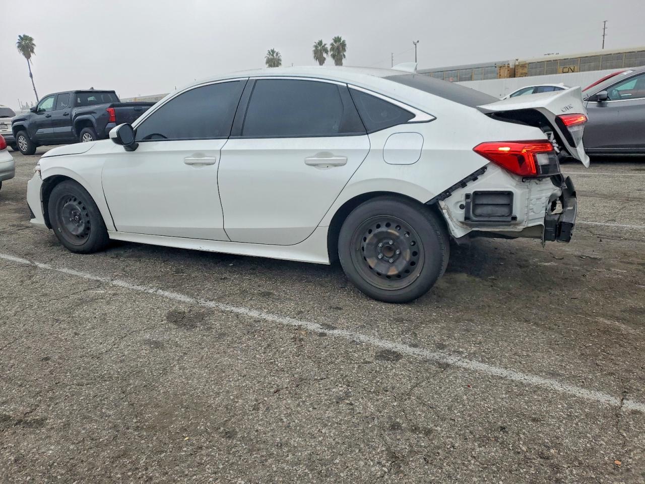 2022 HONDA CIVIC LX photo 4