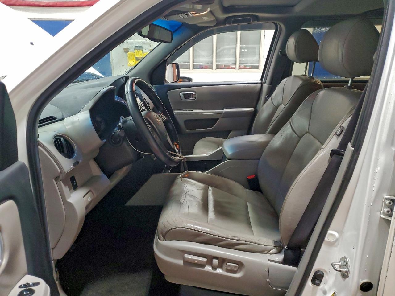 2012 HONDA PILOT EXL photo 7
