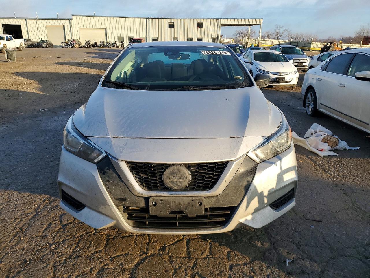 2021 NISSAN VERSA S photo 5