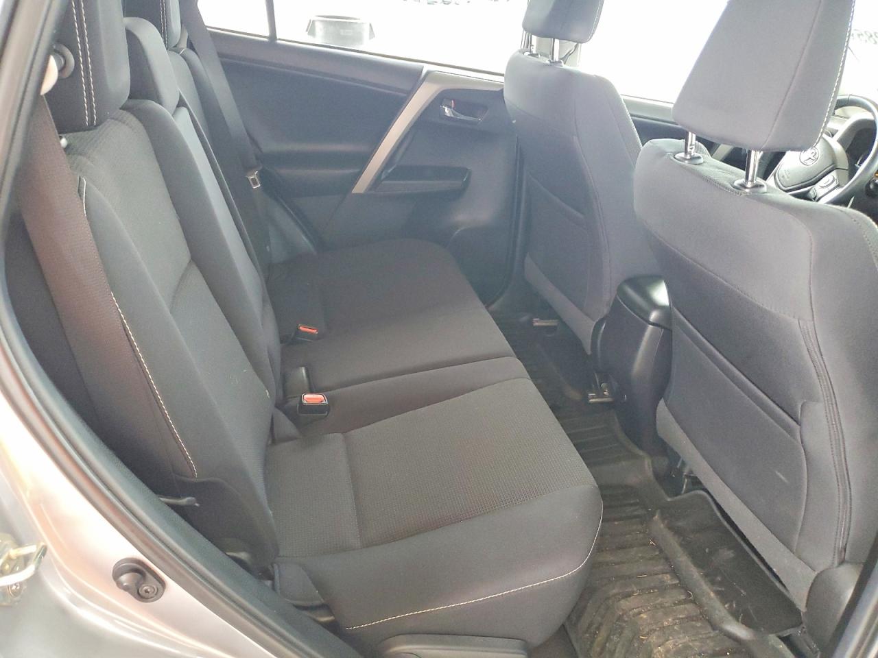2018 TOYOTA RAV4 ADVENTURE photo 10