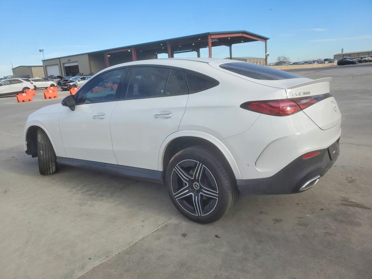 2025 MERCEDES-BENZ GLC COUPE 300 4MATIC photo 2