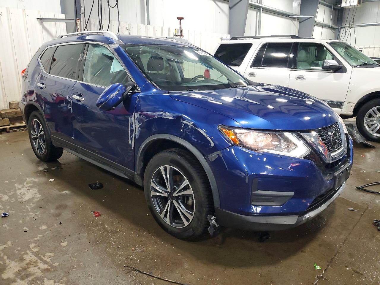 2020 NISSAN ROGUE S photo 4