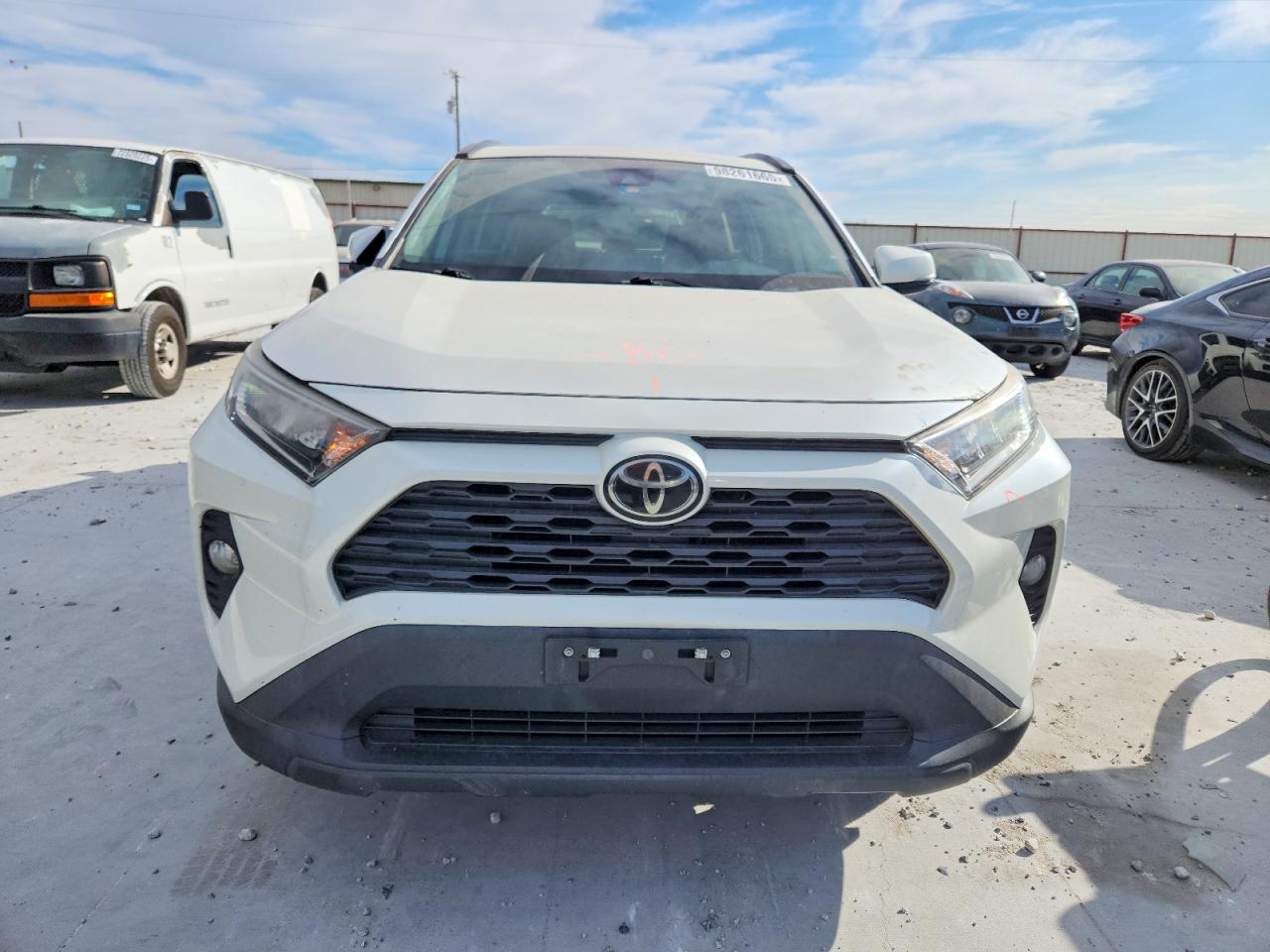 2021 TOYOTA RAV4 XLE PREMIUM photo 5