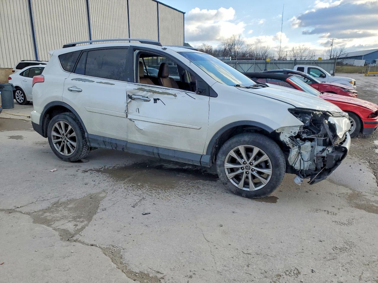 2017 TOYOTA RAV4 LIMITED photo 4