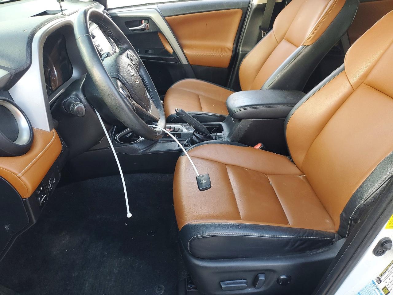 2017 TOYOTA RAV4 LIMITED photo 7