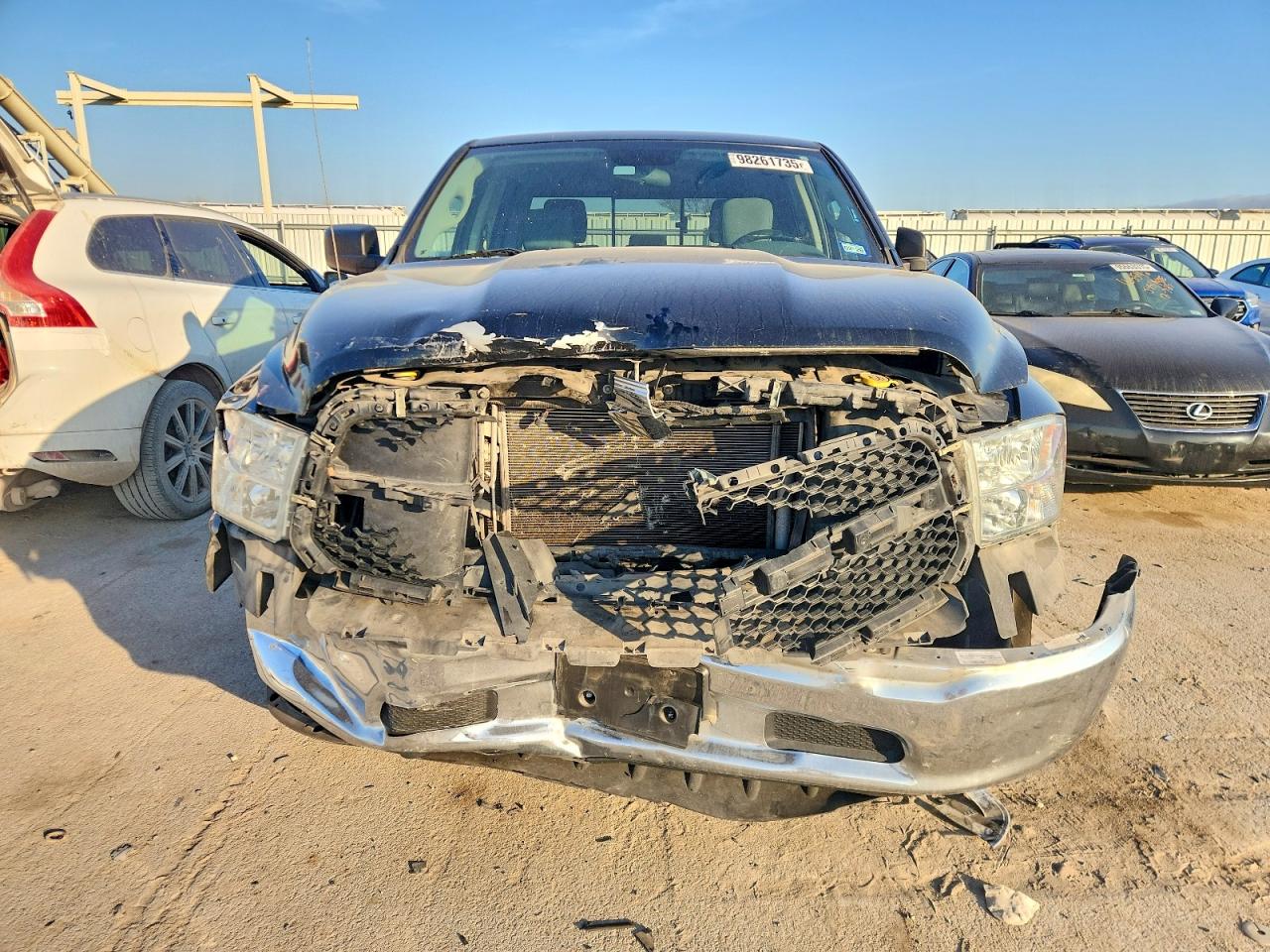 2019 RAM 1500 CLASSIC SLT photo 5