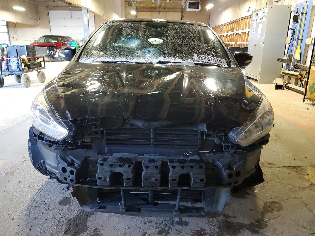 2017 FORD FOCUS SE photo 5