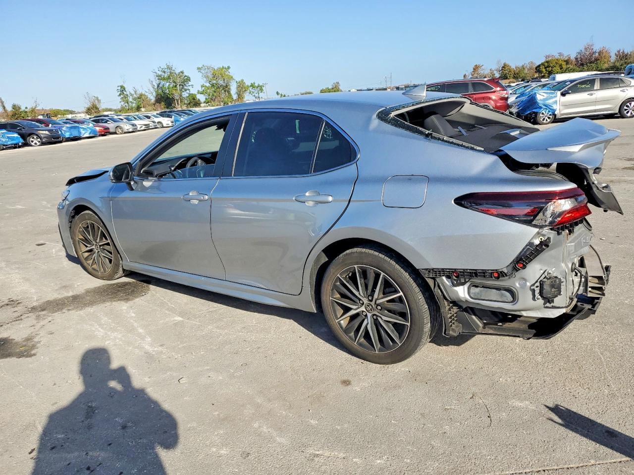 2024 TOYOTA CAMRY SE NIGHT SHADE photo 2