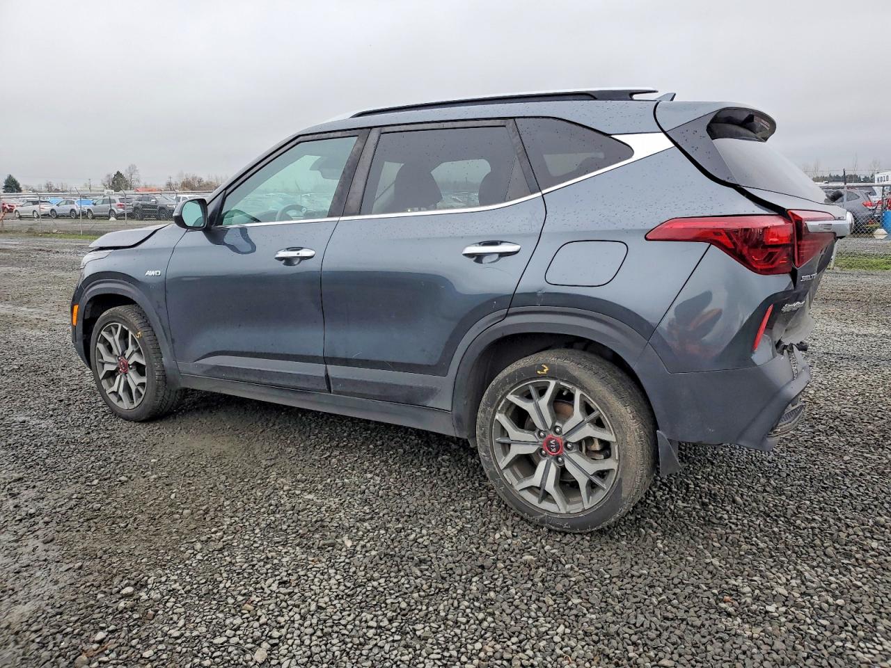 2021 KIA SELTOS SX TURBO photo 2