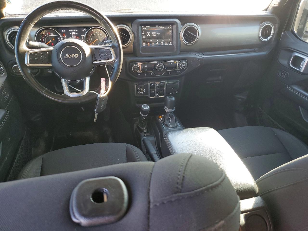 2019 JEEP WRANGLER UNLIMITED SAHARA photo 8
