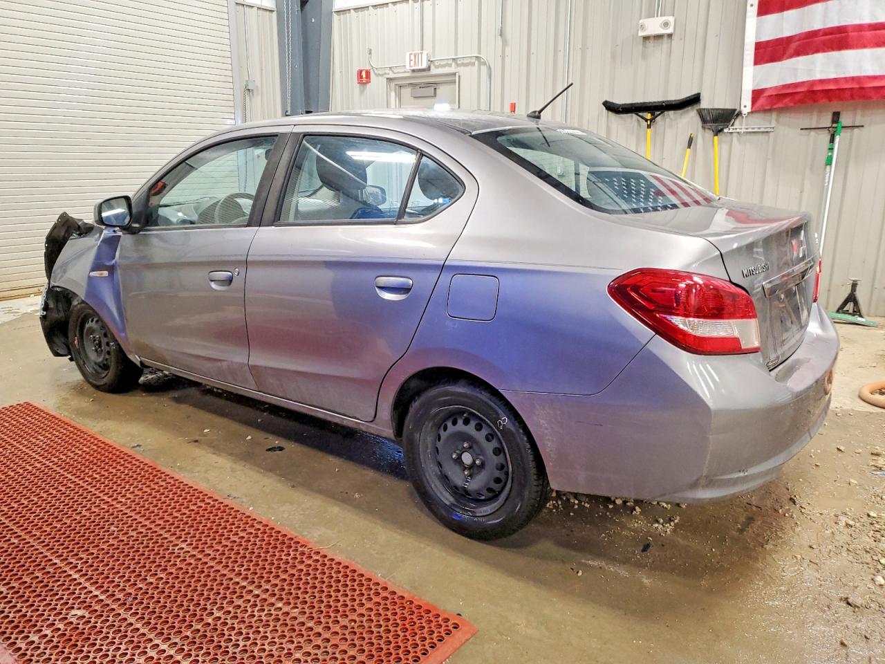 2018 MITSUBISHI MIRAGE G4 ES photo 2