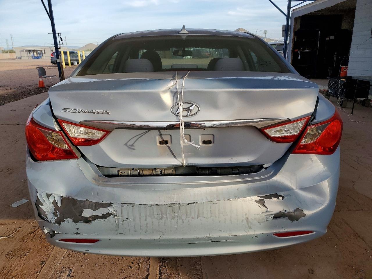2012 HYUNDAI SONATA GLS photo 6