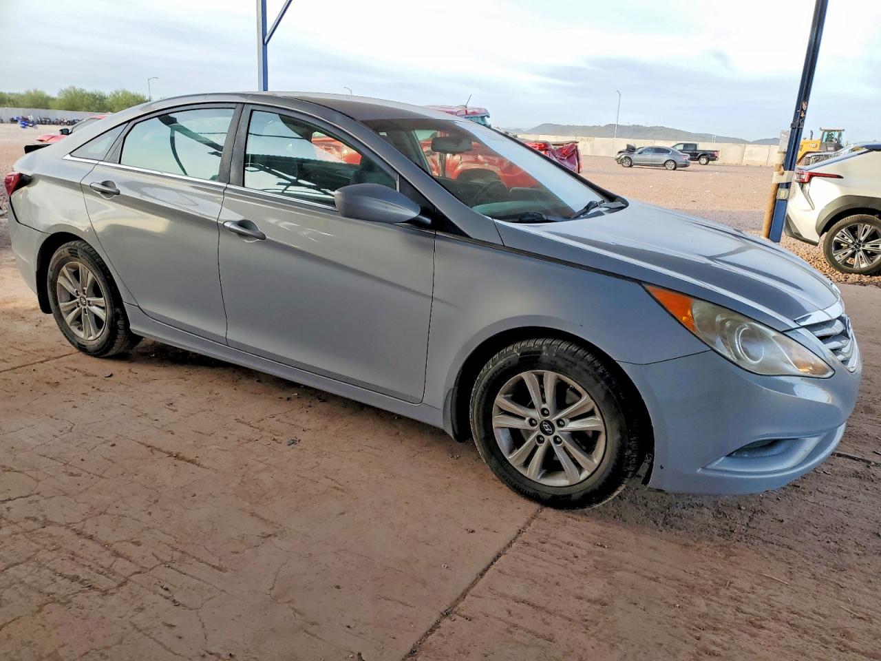 2012 HYUNDAI SONATA GLS photo 4