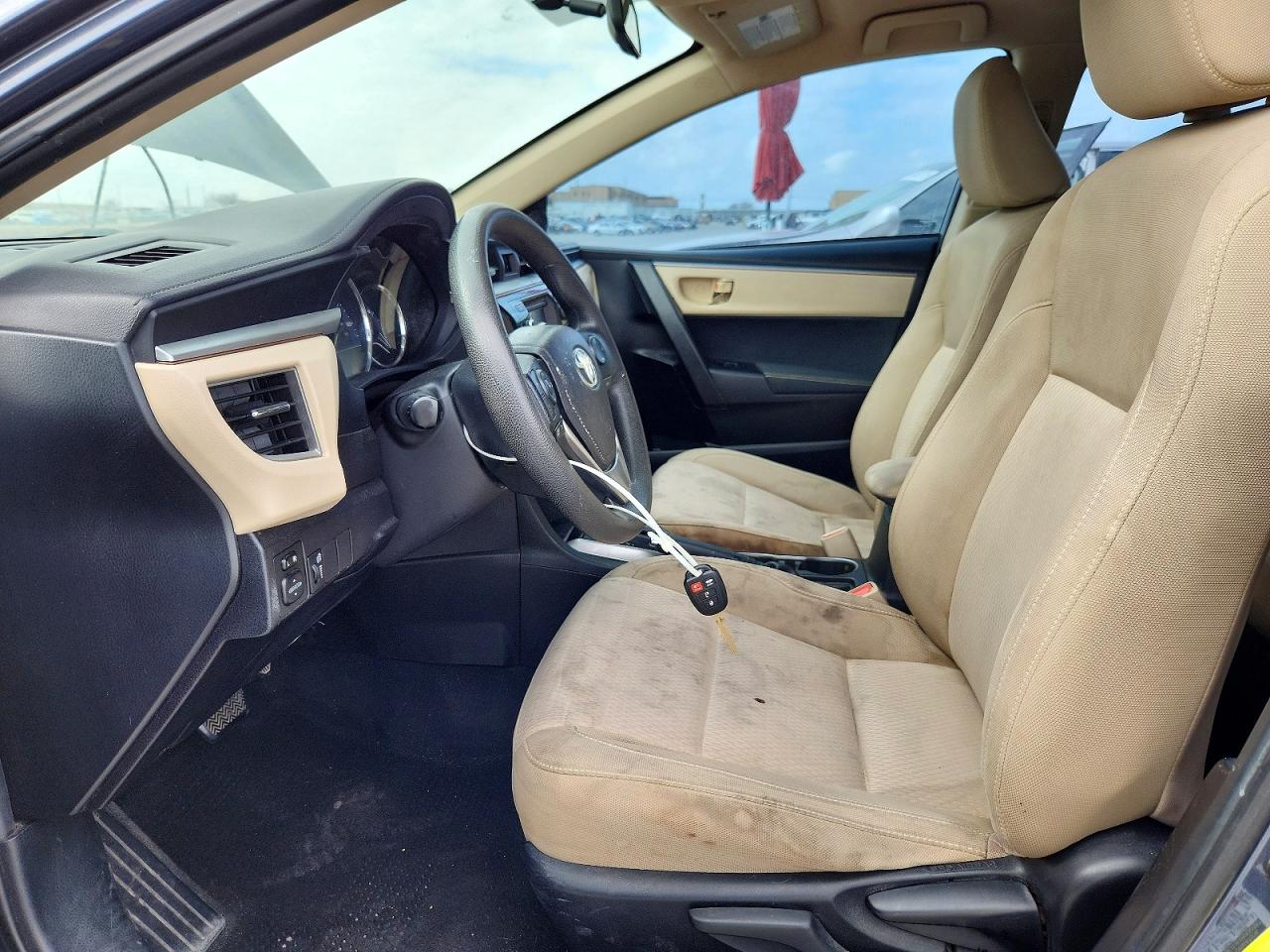 2014 TOYOTA COROLLA LE photo 7