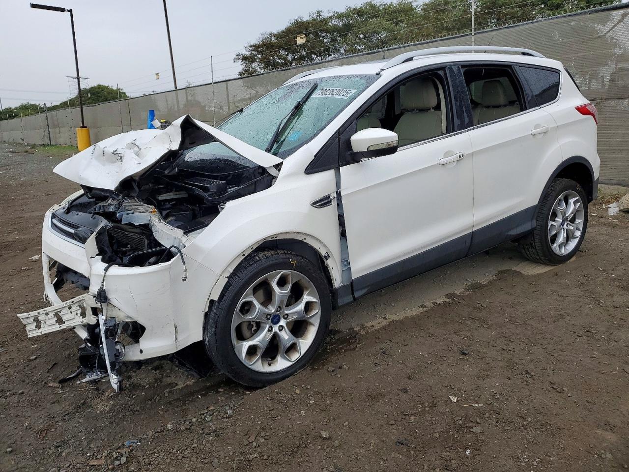 2015 FORD ESCAPE