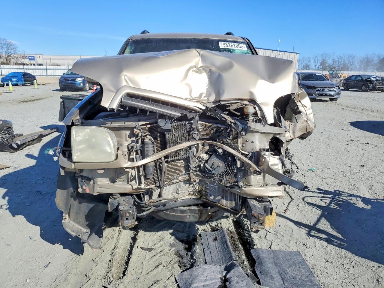 2002 TOYOTA SEQUOIA SR5 photo 5