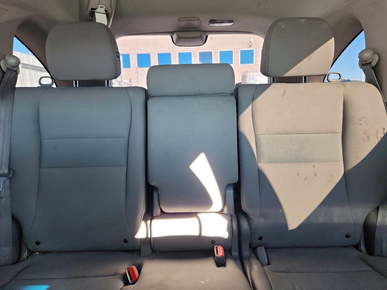 2011 HONDA CR-V LX photo 10