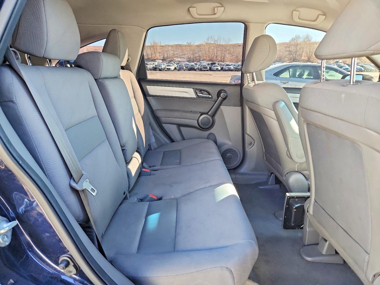 2011 HONDA CR-V LX photo 11