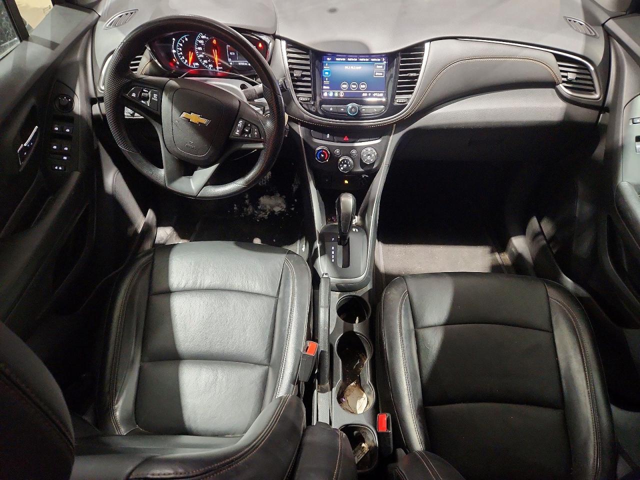 2021 CHEVROLET TRAX 1LT photo 8