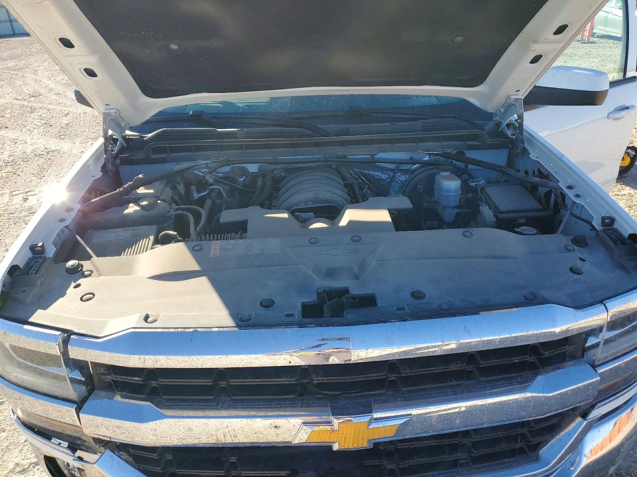 2017 CHEVROLET SILVERADO C1500 LT photo 11