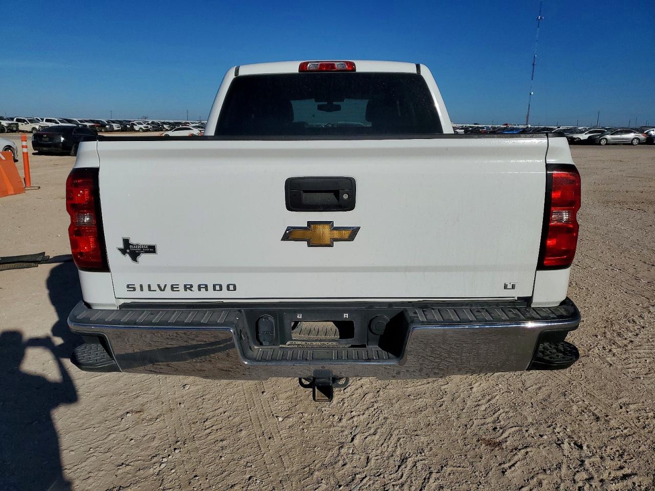 2017 CHEVROLET SILVERADO C1500 LT photo 6