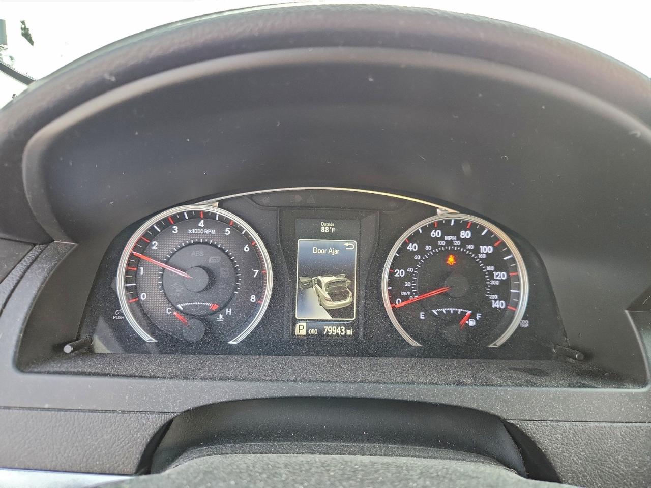 2017 TOYOTA CAMRY LE photo 9