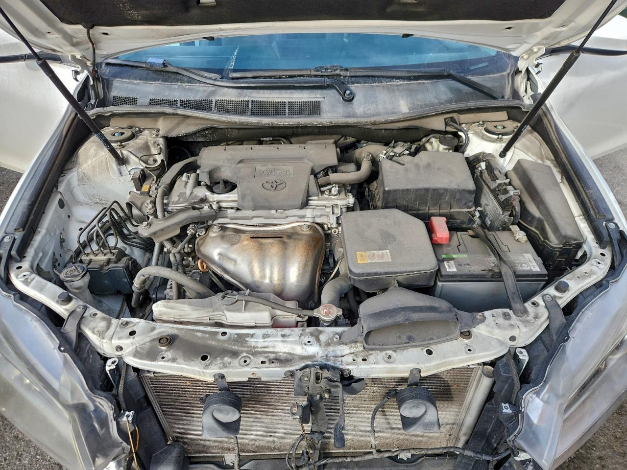 2017 TOYOTA CAMRY LE photo 11