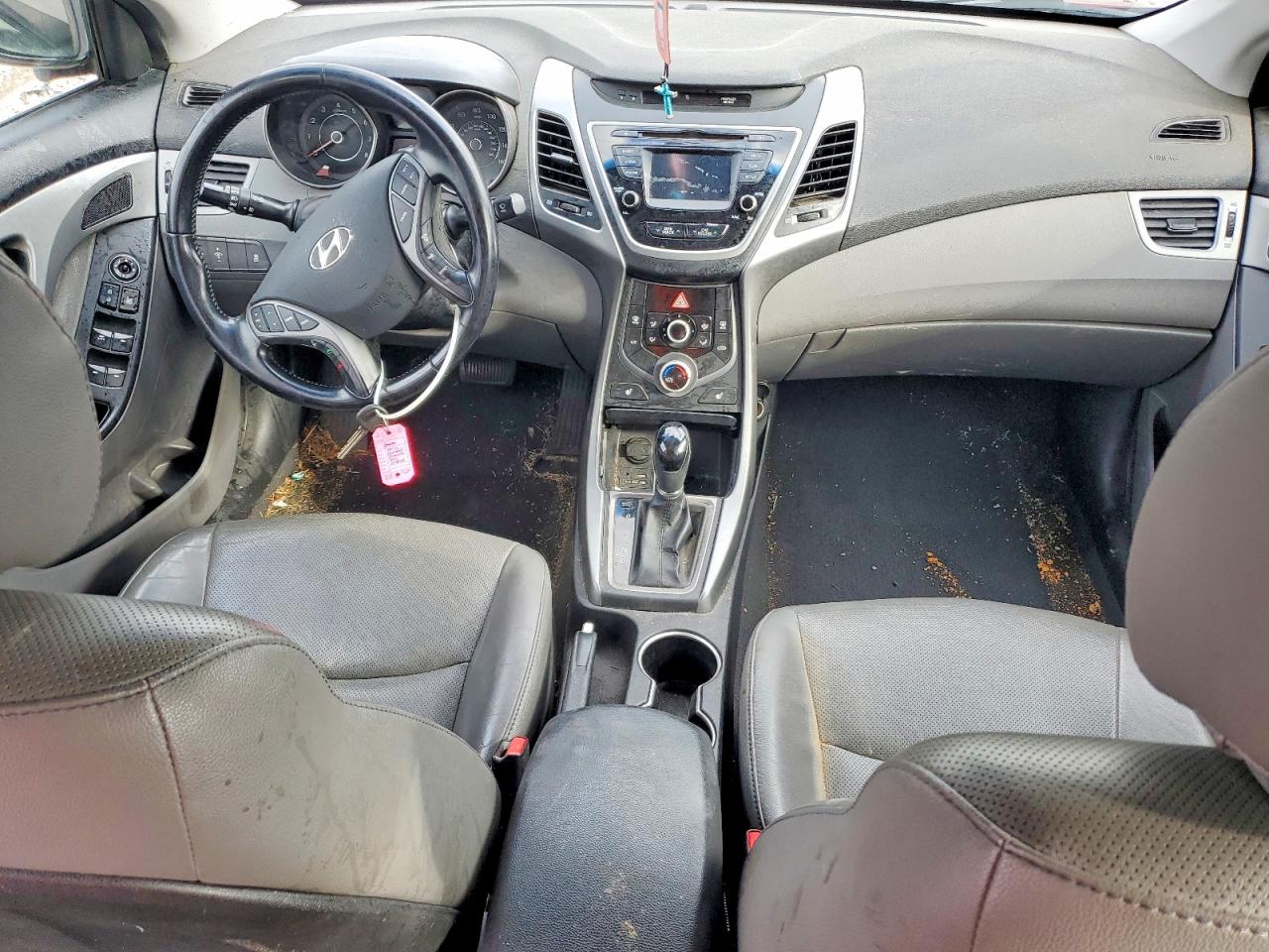 2015 HYUNDAI ELANTRA SE photo 8