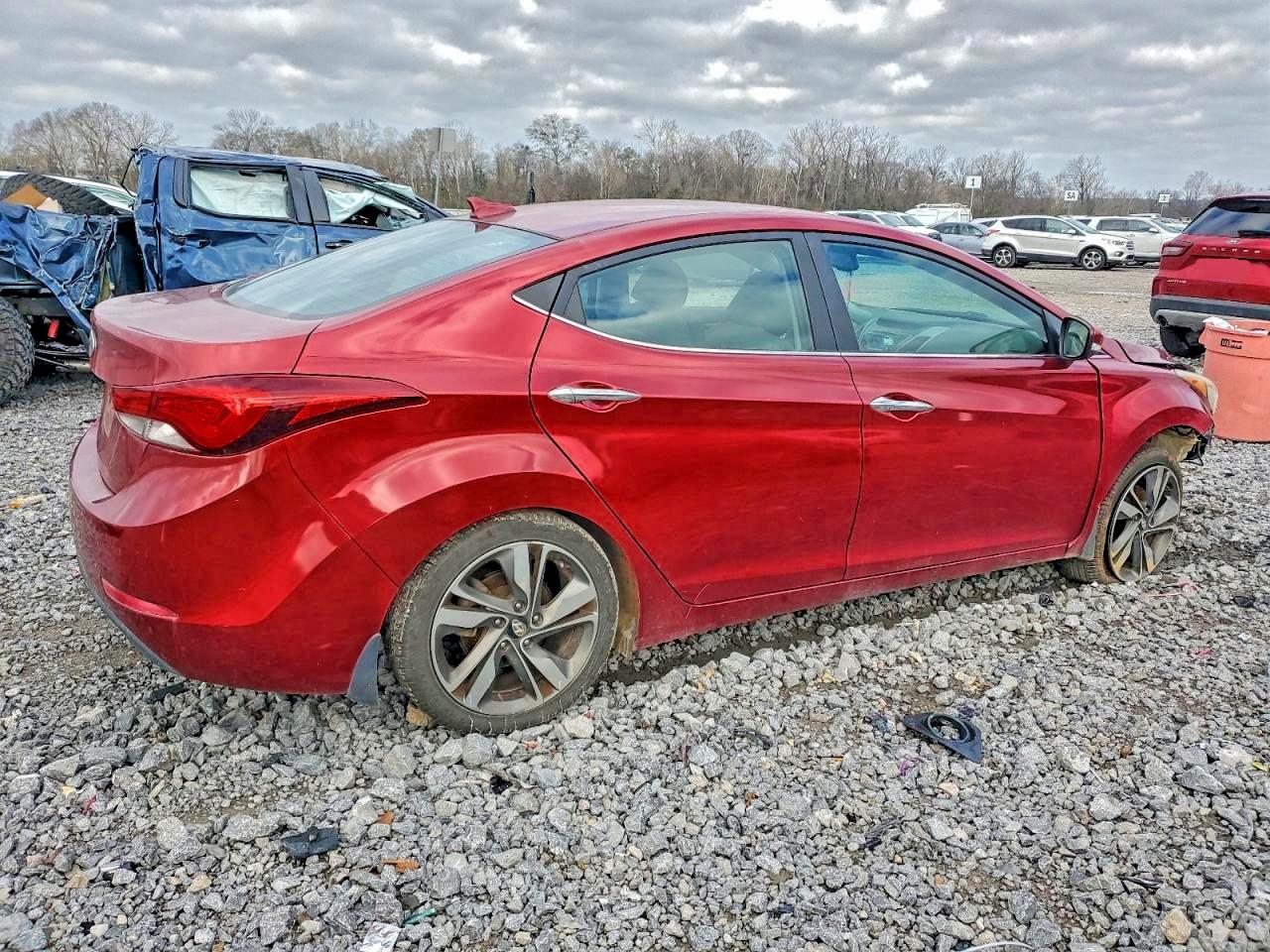 2015 HYUNDAI ELANTRA SE photo 3