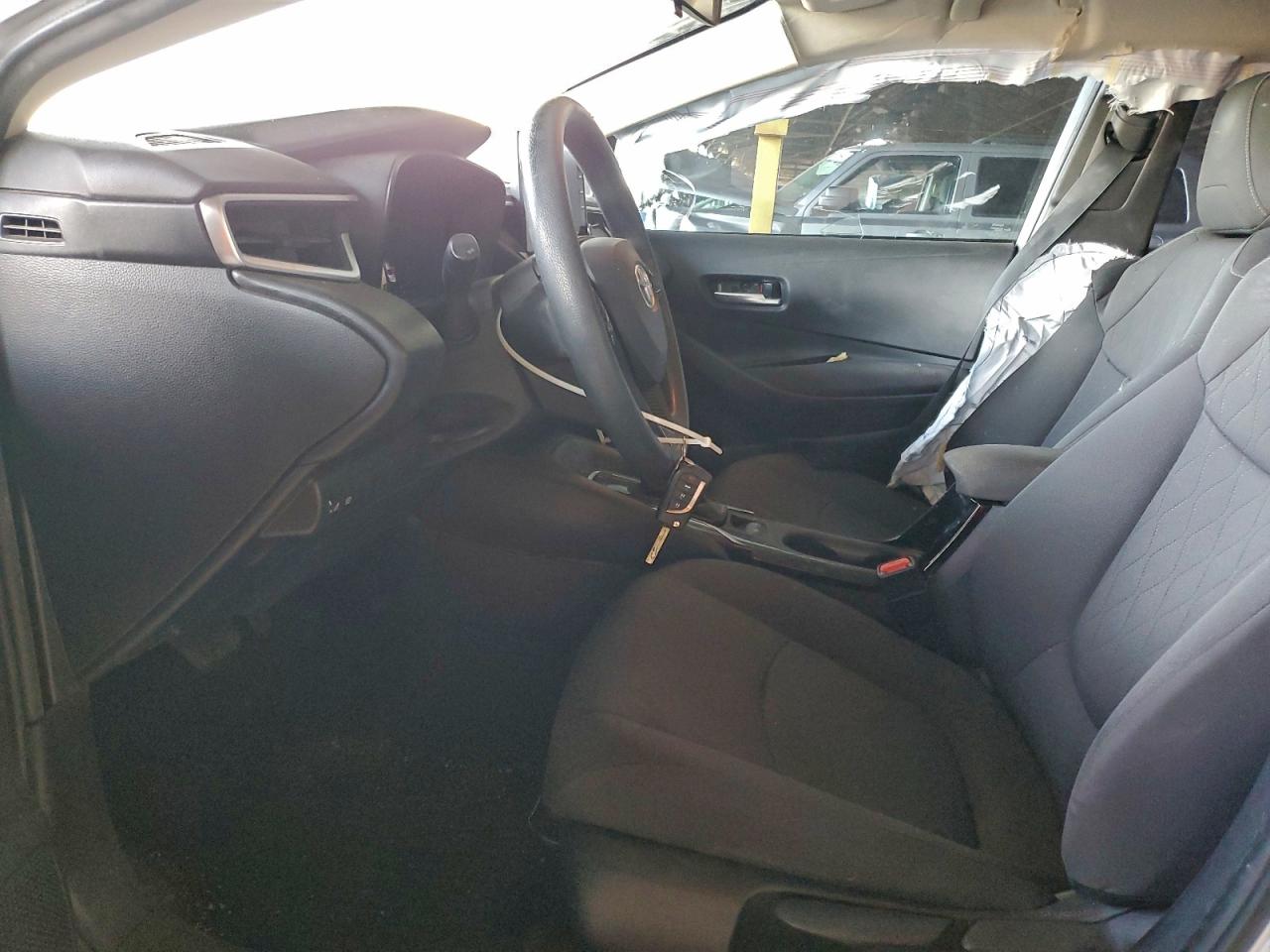 2020 TOYOTA COROLLA LE photo 7