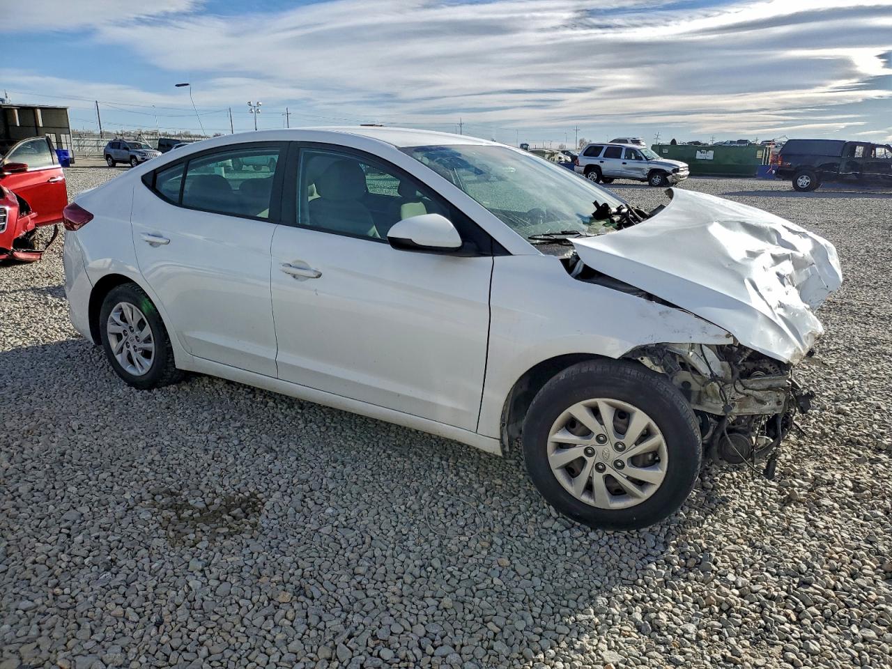 2017 HYUNDAI ELANTRA SE photo 4