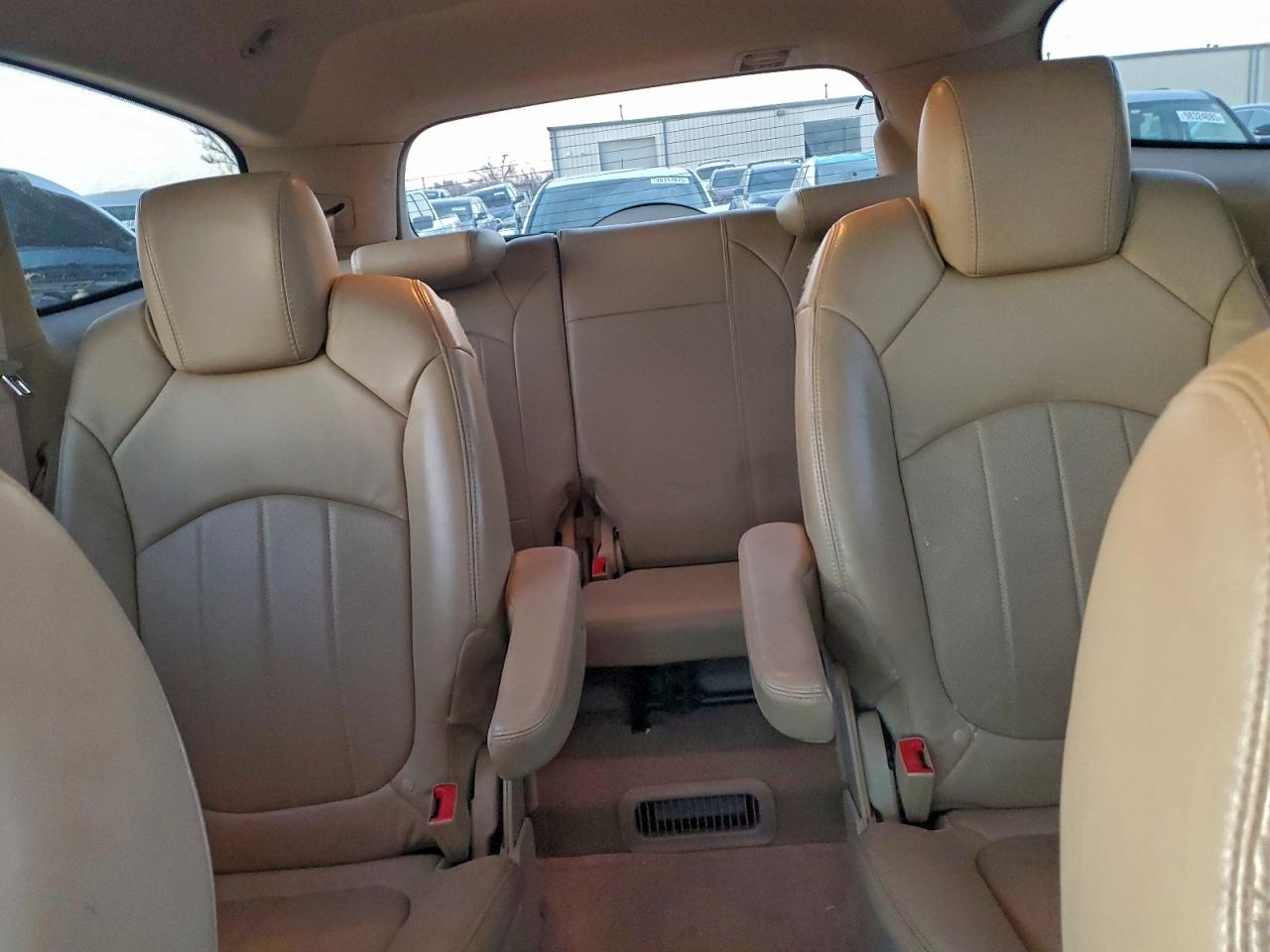 2010 BUICK ENCLAVE CXL photo 10