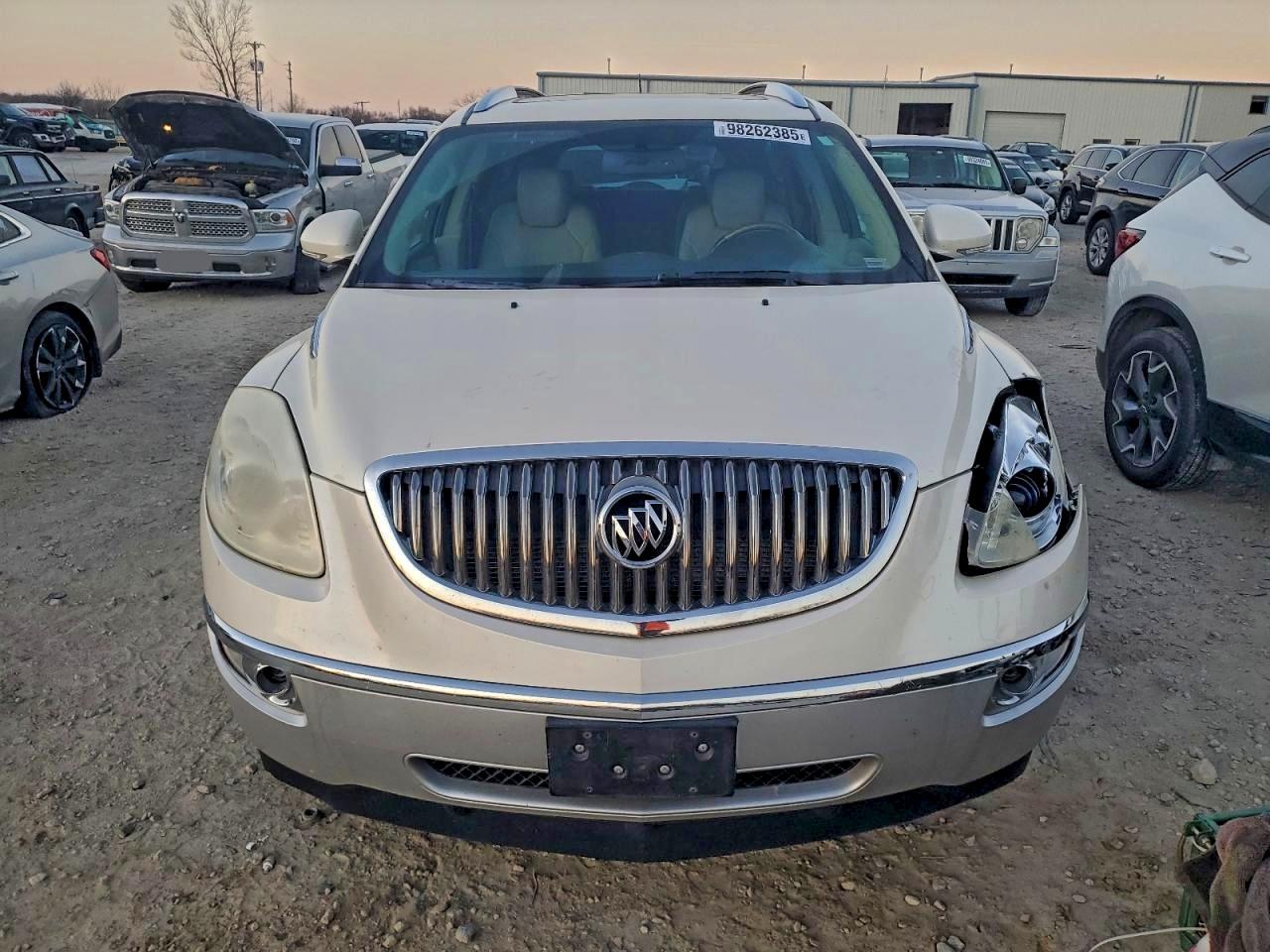 2010 BUICK ENCLAVE CXL photo 5