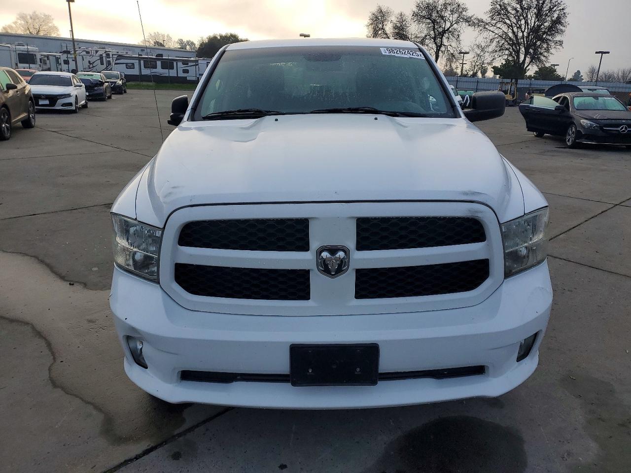 2014 RAM 1500 ST photo 5