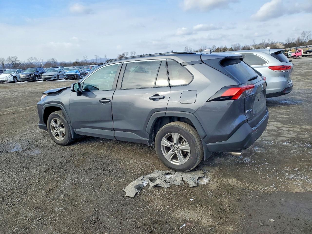 2024 TOYOTA RAV4 XLE photo 3