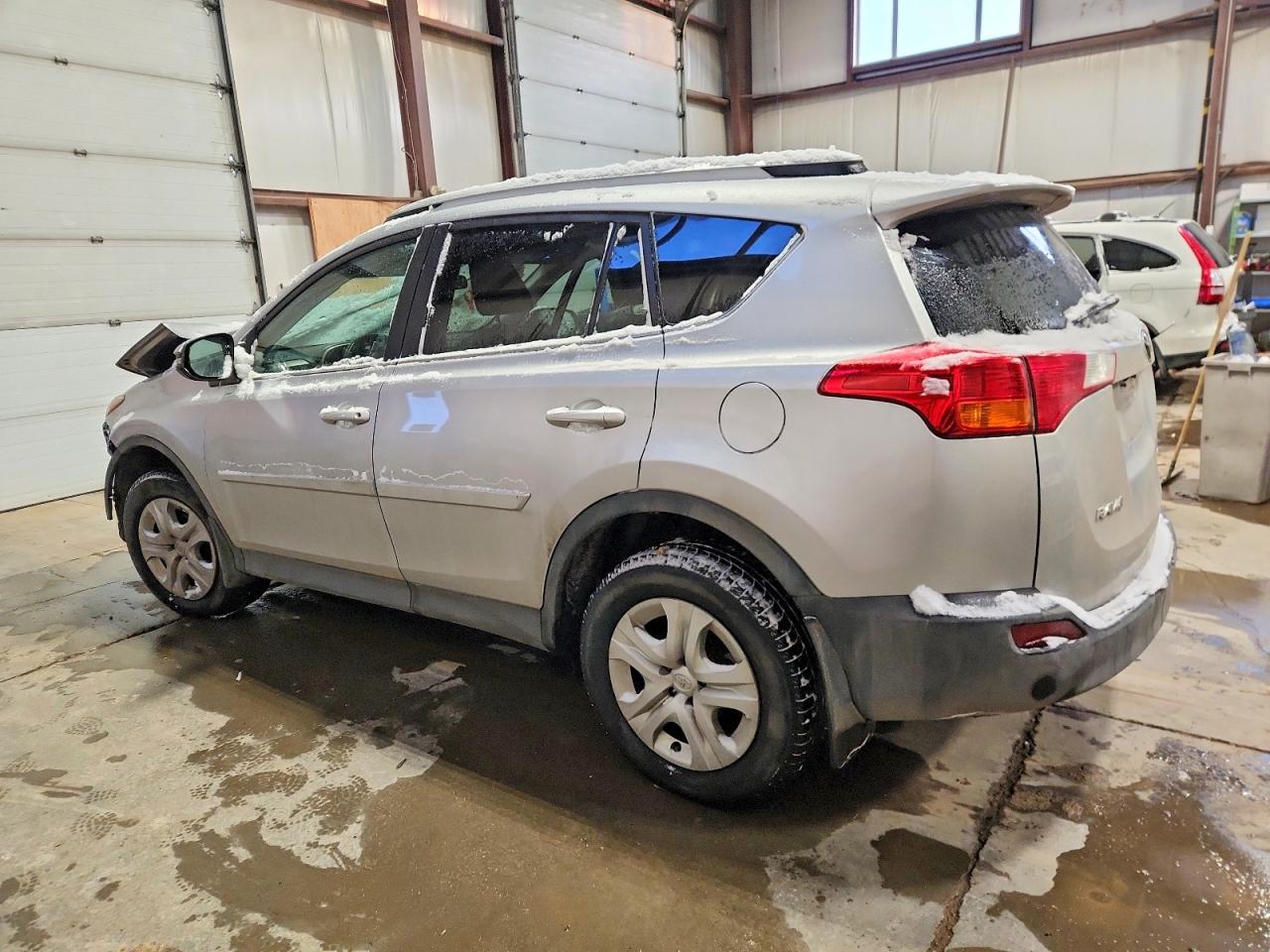 2014 TOYOTA RAV4 LE photo 3