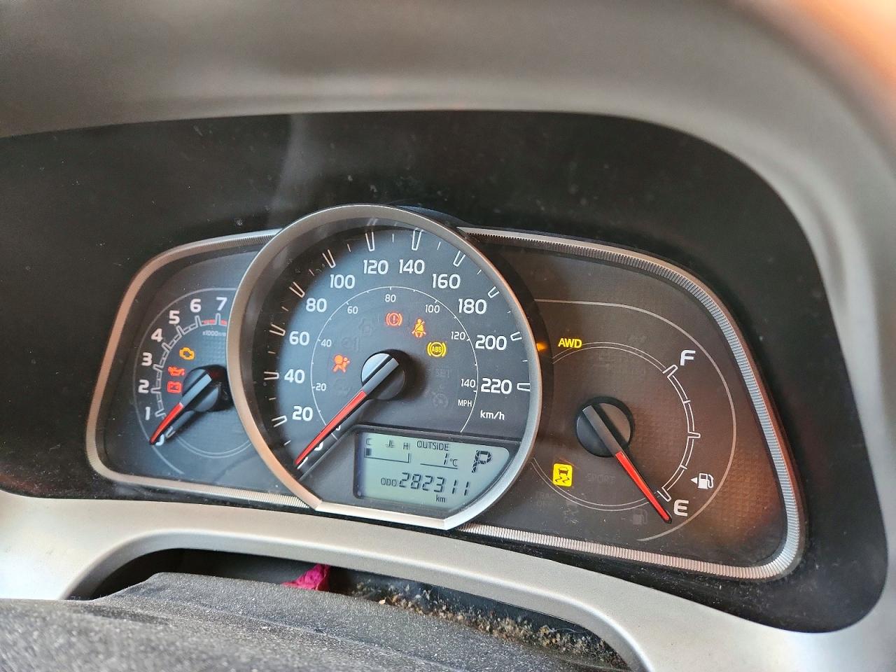 2014 TOYOTA RAV4 LE photo 17