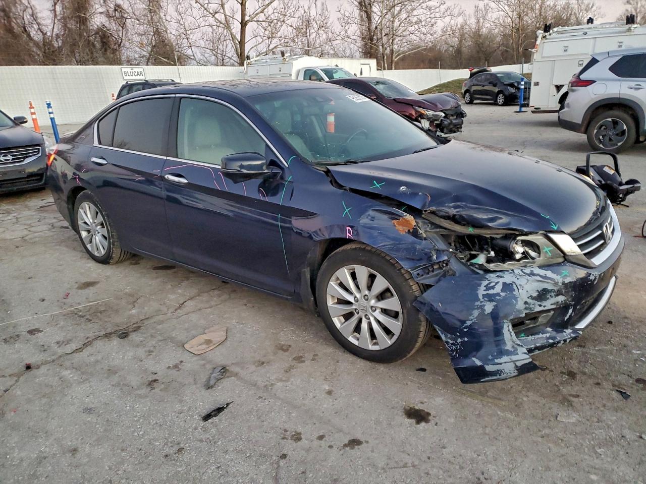 2013 HONDA ACCORD EXL photo 4