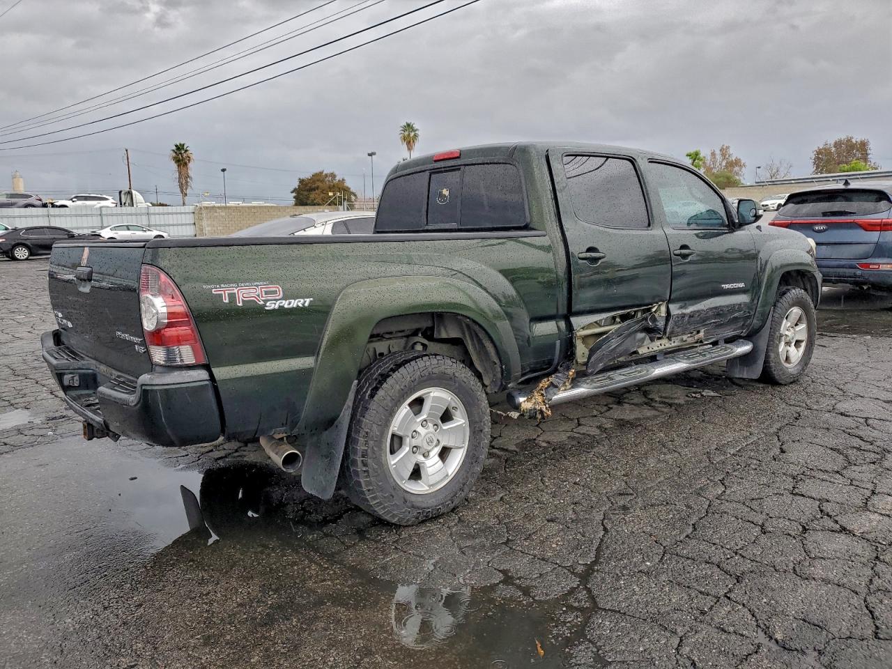 2013 TOYOTA TACOMA DOUBLE CAB PRERUNNER LONG BED photo 3