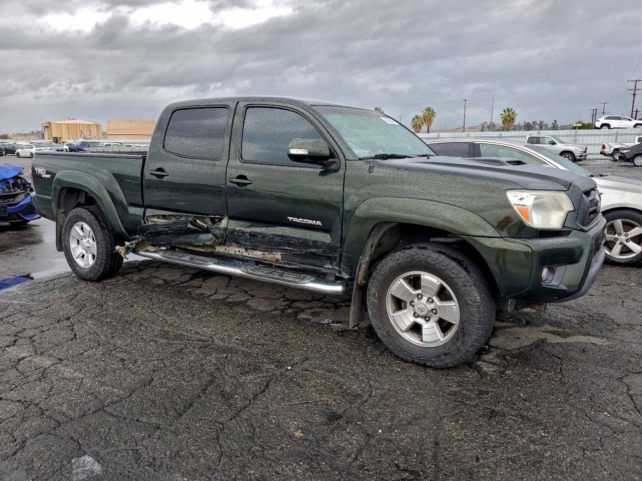 2013 TOYOTA TACOMA DOUBLE CAB PRERUNNER LONG BED photo 4