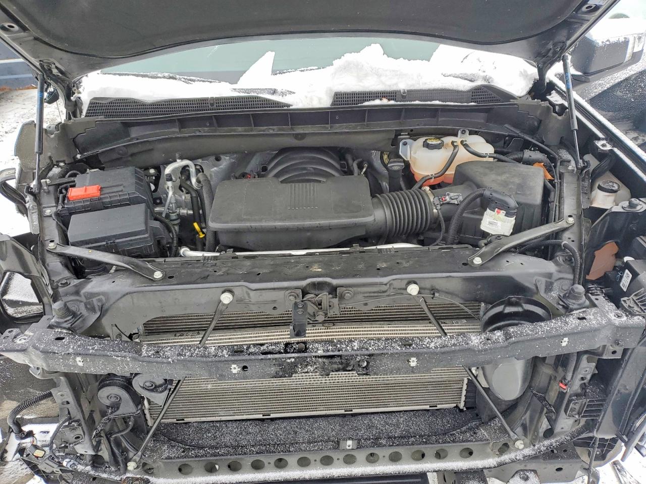 2025 GMC SIERRA K1500 SLT photo 11