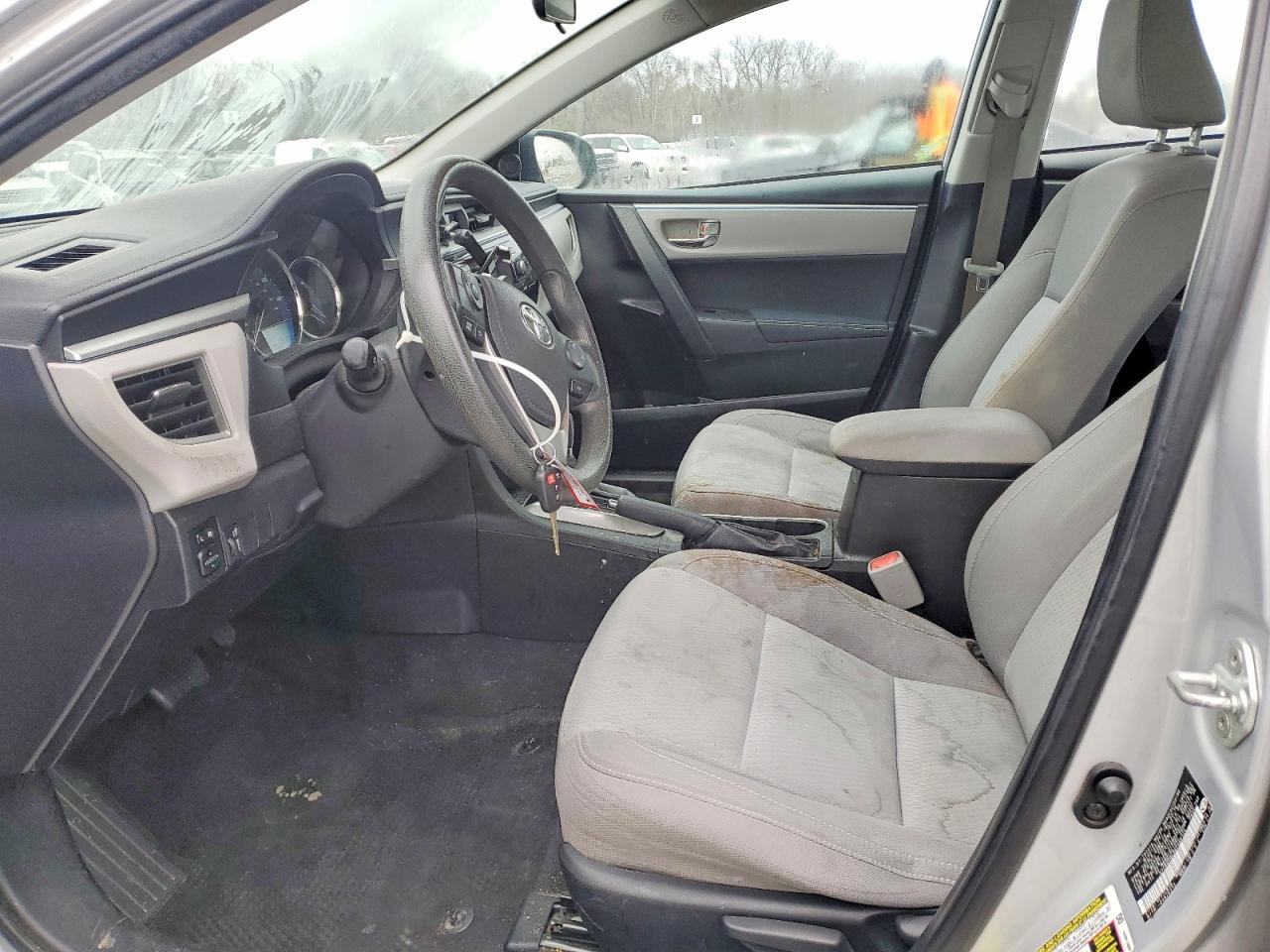 2016 TOYOTA COROLLA L photo 19