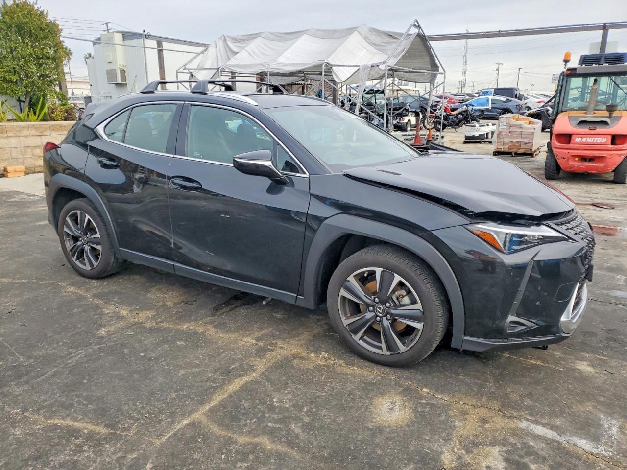 2023 LEXUS UX 250H BASE photo 4