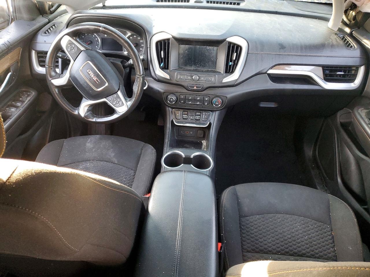 2019 GMC TERRAIN SLE photo 8