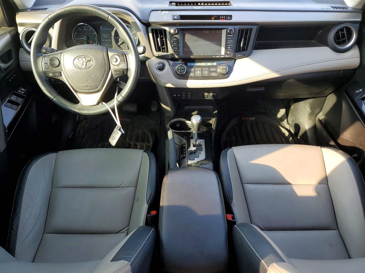 2017 TOYOTA RAV4 LIMITED photo 8