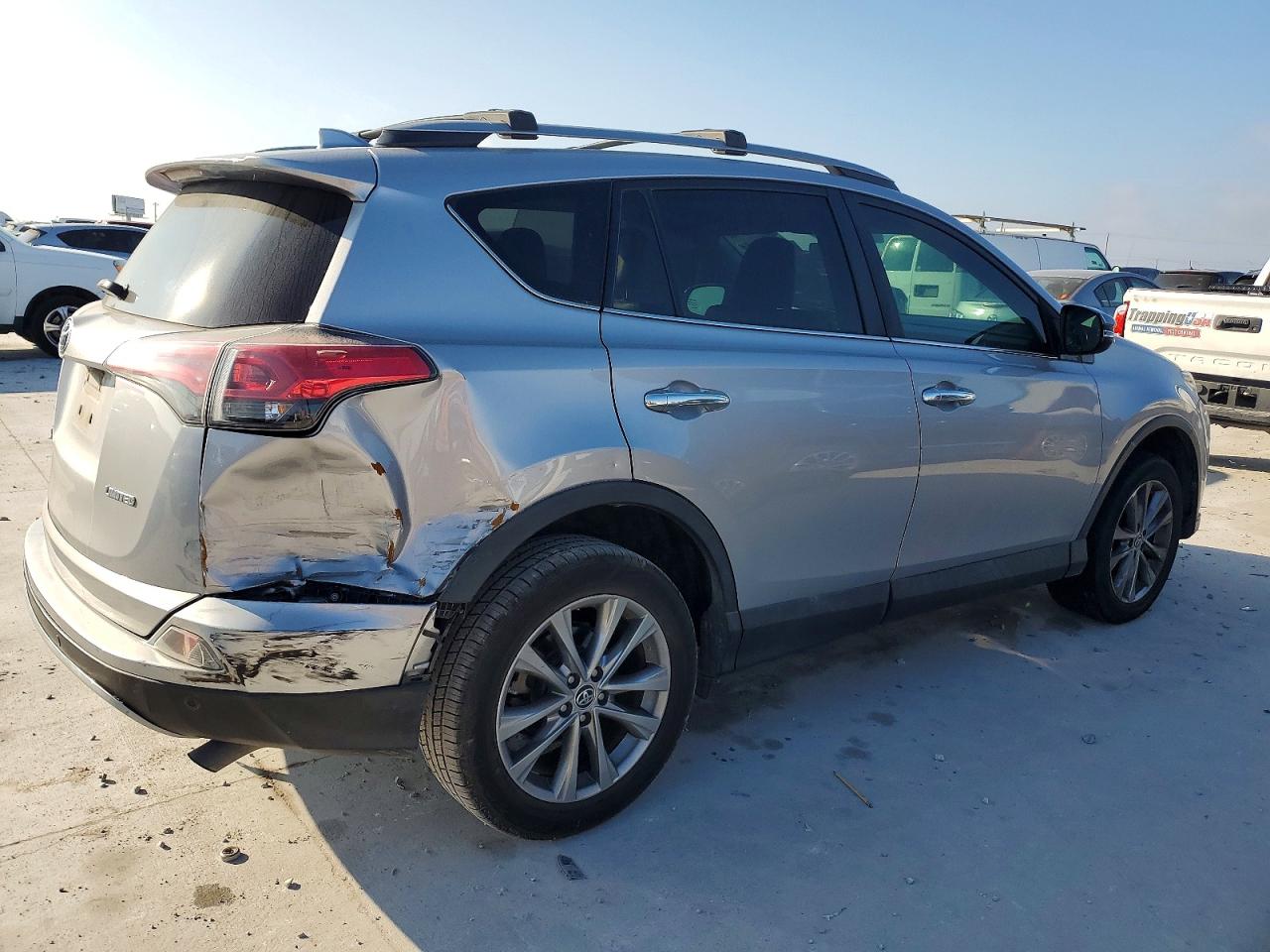2017 TOYOTA RAV4 LIMITED photo 3