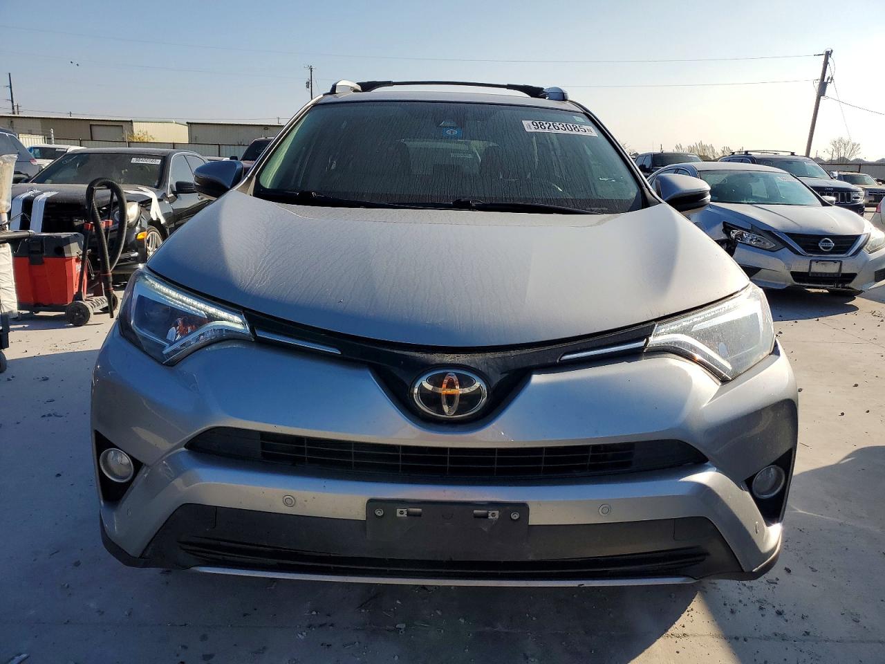2017 TOYOTA RAV4 LIMITED photo 5