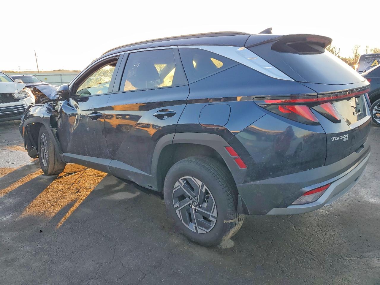 2025 HYUNDAI TUCSON BLUE photo 2